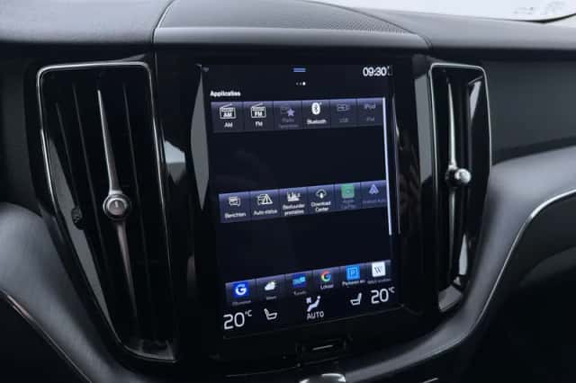 Volvo XC60 (2018) thumbnail 23