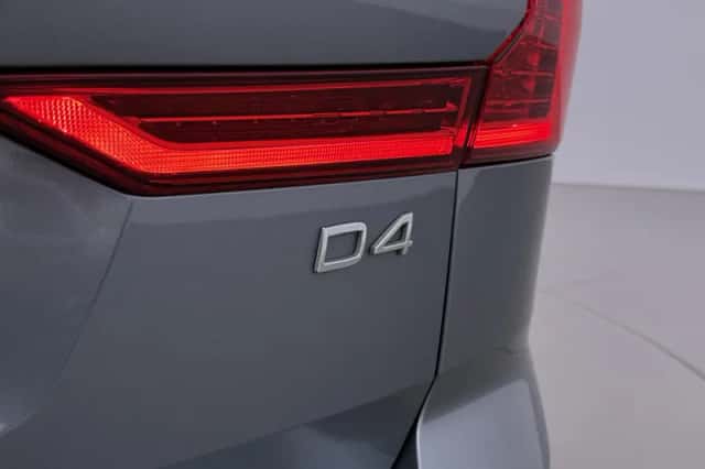Volvo XC60 (2018) thumbnail 50