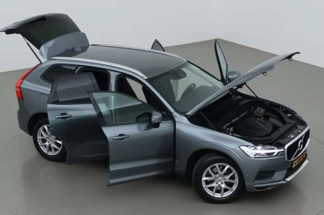 Volvo XC60 (2018) thumbnail 6