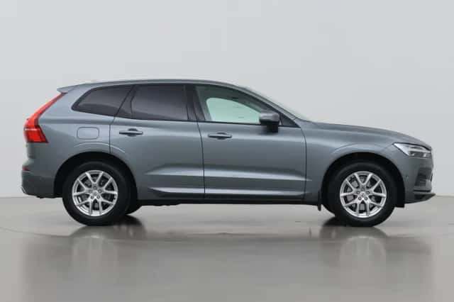 Volvo XC60 (2018) thumbnail 10