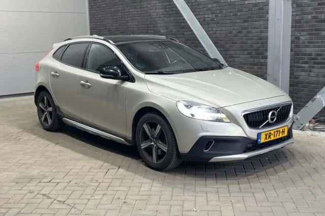 Volvo V40 (2019)
