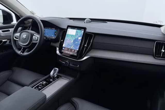 Volvo XC90 (2025) thumbnail 17