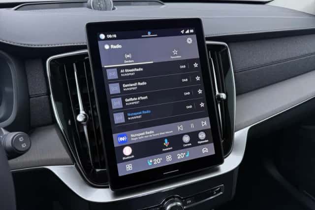 Volvo XC90 (2025) thumbnail 25