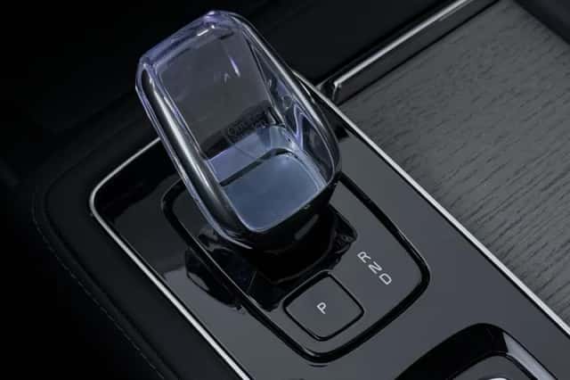 Volvo XC90 (2025) thumbnail 36