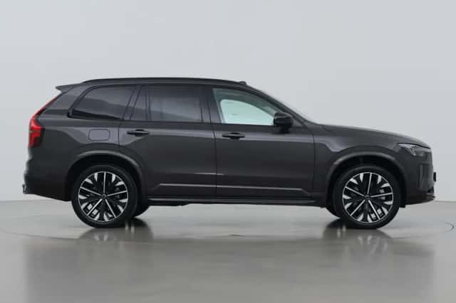 Volvo XC90 (2025) thumbnail 10