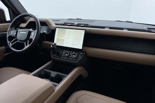 Land Rover Defender (2026) thumbnail 17