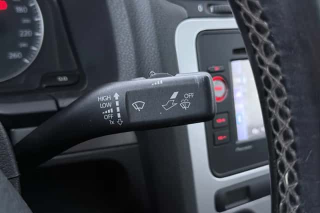 Volkswagen Eos (2009) thumbnail 28