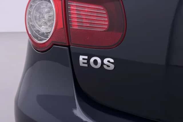 Volkswagen Eos (2009) thumbnail 36