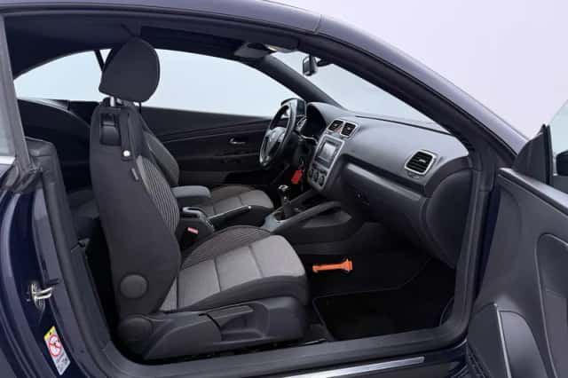 Volkswagen Eos (2009) thumbnail 5