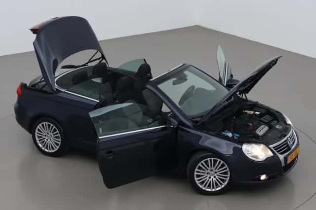 Volkswagen Eos (2009) thumbnail 6