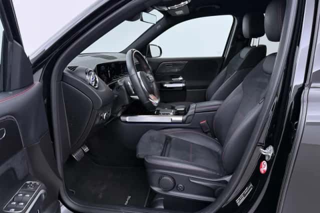 Mercedes-Benz GLB-Klasse (2020) thumbnail 3