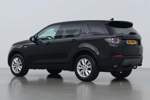 Land Rover Discovery Sport (2016) thumbnail 51