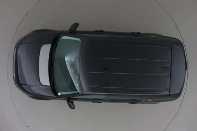 Land Rover Discovery Sport (2016) thumbnail 52