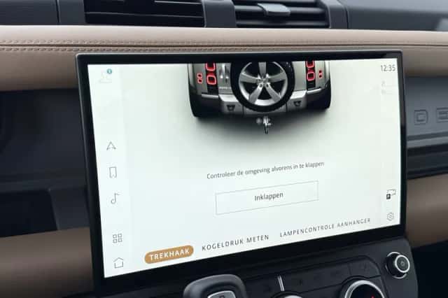 Land Rover Defender (2026) thumbnail 32