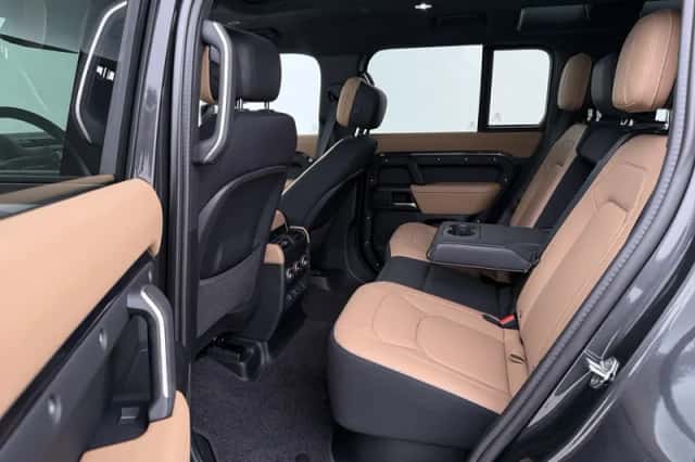 Land Rover Defender (2026) thumbnail 52