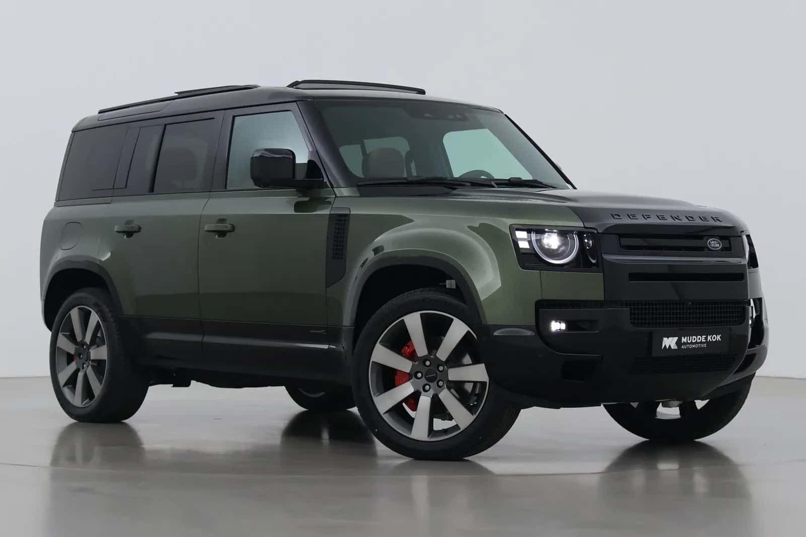 Land Rover Defender (2026) — foto 1