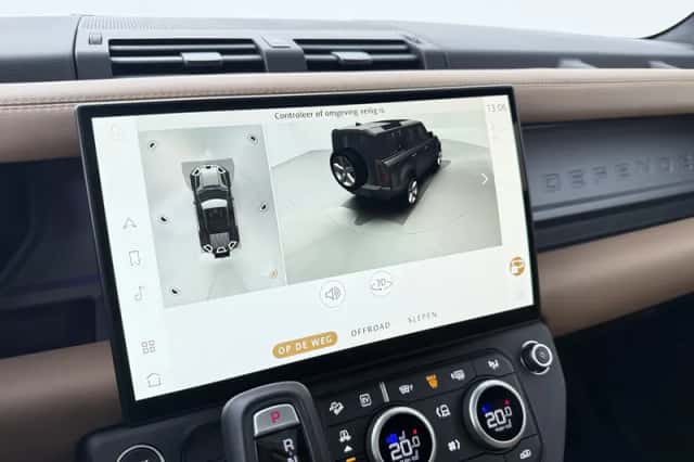 Land Rover Defender (2026) thumbnail 28