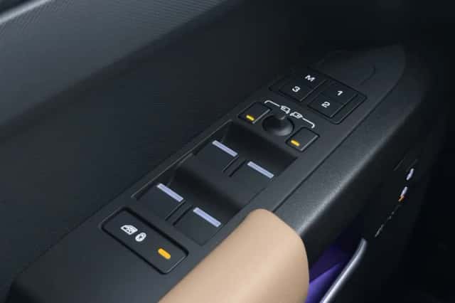 Land Rover Defender (2026) thumbnail 41