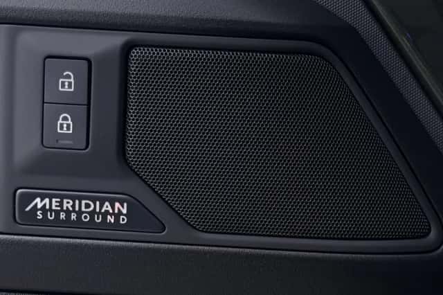 Land Rover Defender (2026) thumbnail 42