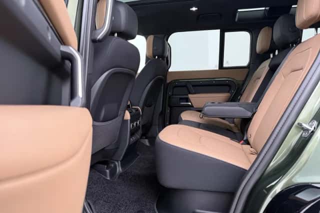 Land Rover Defender (2026) thumbnail 44