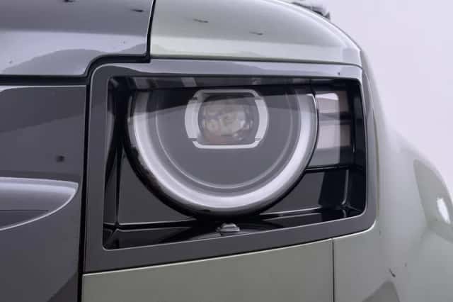 Land Rover Defender (2026) thumbnail 52