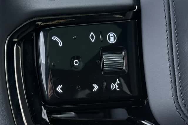 Land Rover Range Rover Sport (2026) thumbnail 36
