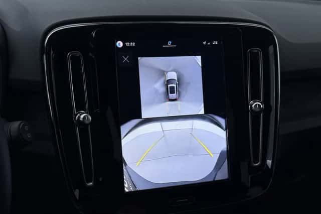 Volvo EX40 (2026) thumbnail 30