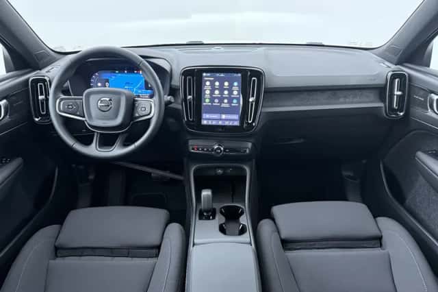 Volvo EX40 (2026) thumbnail 4
