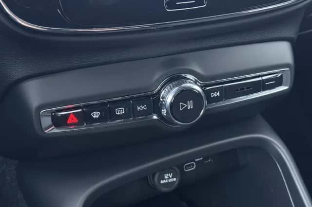 Volvo EX40 (2026) thumbnail 33