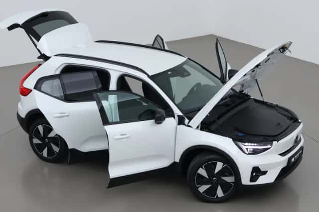 Volvo EX40 (2026) thumbnail 6