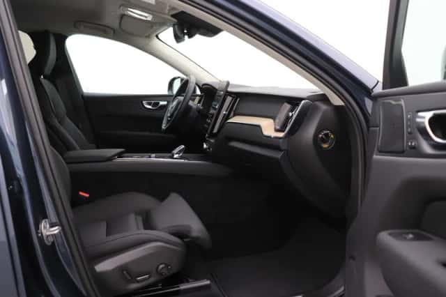 Volvo XC60 (2026) thumbnail 5