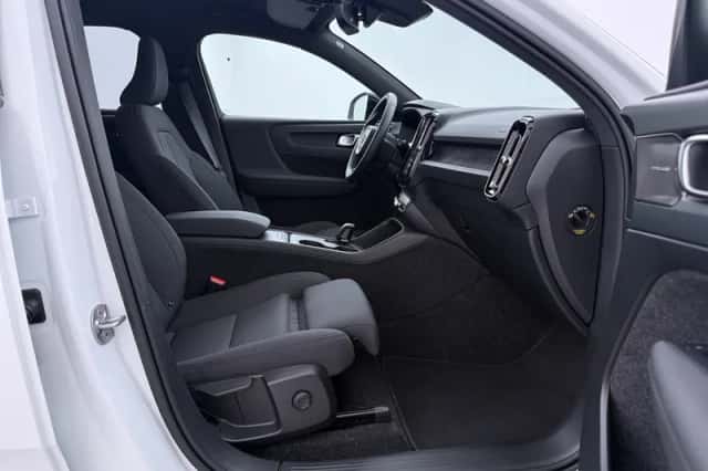 Volvo EX40 (2026) thumbnail 5
