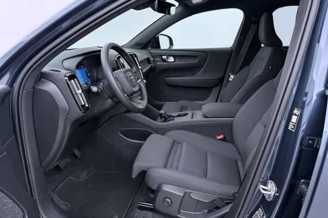 Volvo EX40 (2026) thumbnail 3