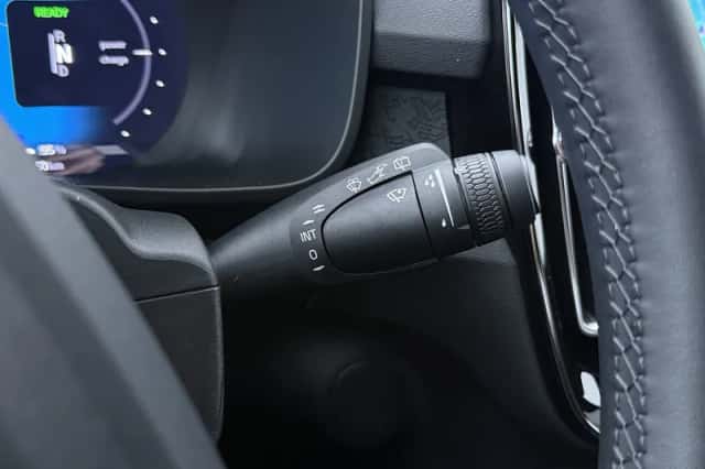 Volvo EX40 (2026) thumbnail 40