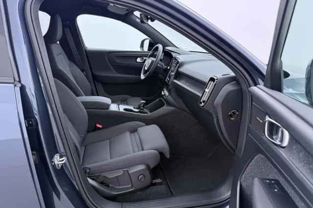 Volvo EX40 (2026) thumbnail 5