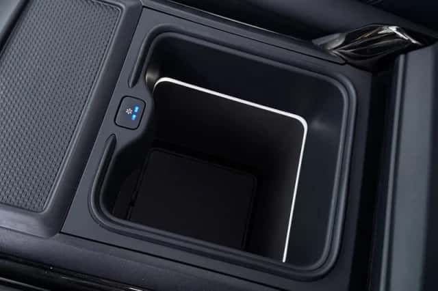 Land Rover Range Rover Sport (2025) thumbnail 12