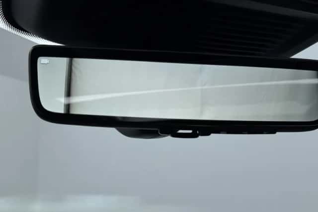 Land Rover Range Rover Sport (2025) thumbnail 13