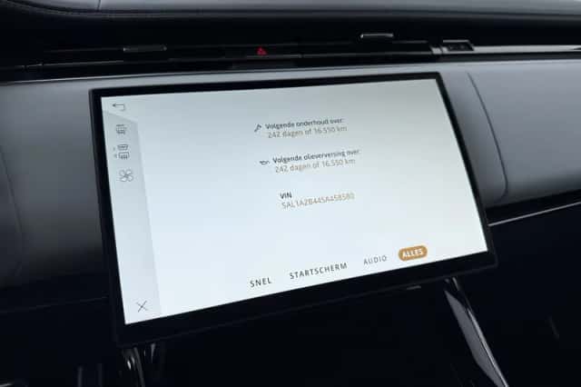 Land Rover Range Rover Sport (2025) thumbnail 34