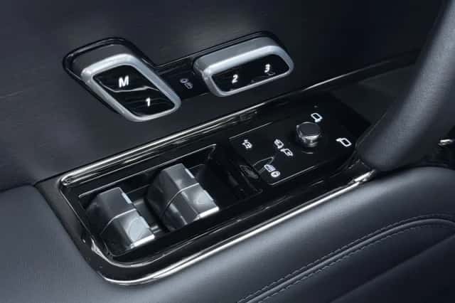 Land Rover Range Rover Sport (2025) thumbnail 43