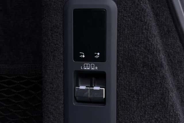 Land Rover Range Rover Sport (2025) thumbnail 50