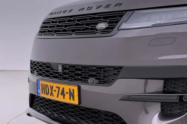 Land Rover Range Rover Sport (2025) thumbnail 51