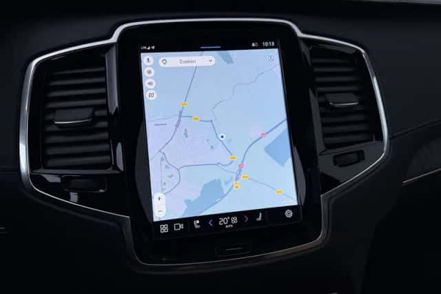 Volvo XC90 (2024) thumbnail 24