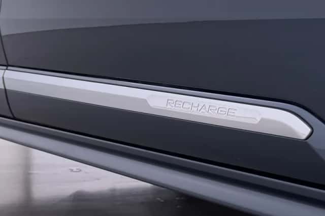 Volvo XC90 (2024) thumbnail 55