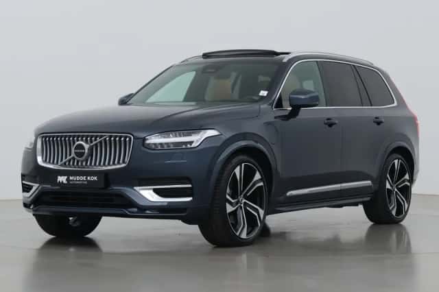 Volvo XC90 (2024) thumbnail 8