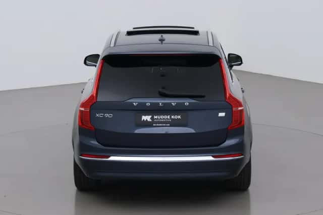Volvo XC90 (2024) thumbnail 9