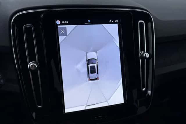 Volvo EX40 (2026) thumbnail 13