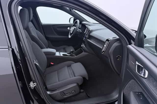 Volvo EX40 (2026) thumbnail 5