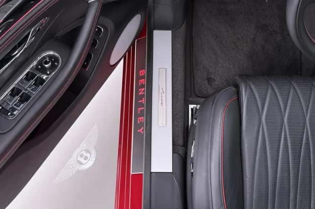 Bentley Flying Spur (2023) thumbnail 44