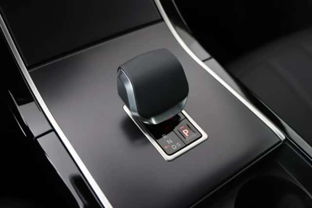 Land Rover Range Rover Evoque (2026) thumbnail 33