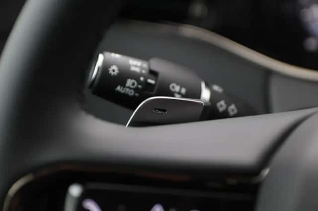 Land Rover Range Rover Evoque (2026) thumbnail 40